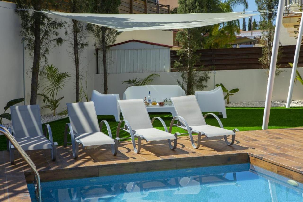 Tsokkos Family Villa - Pool Garden Walk To Beach Protaras Exteriör bild
